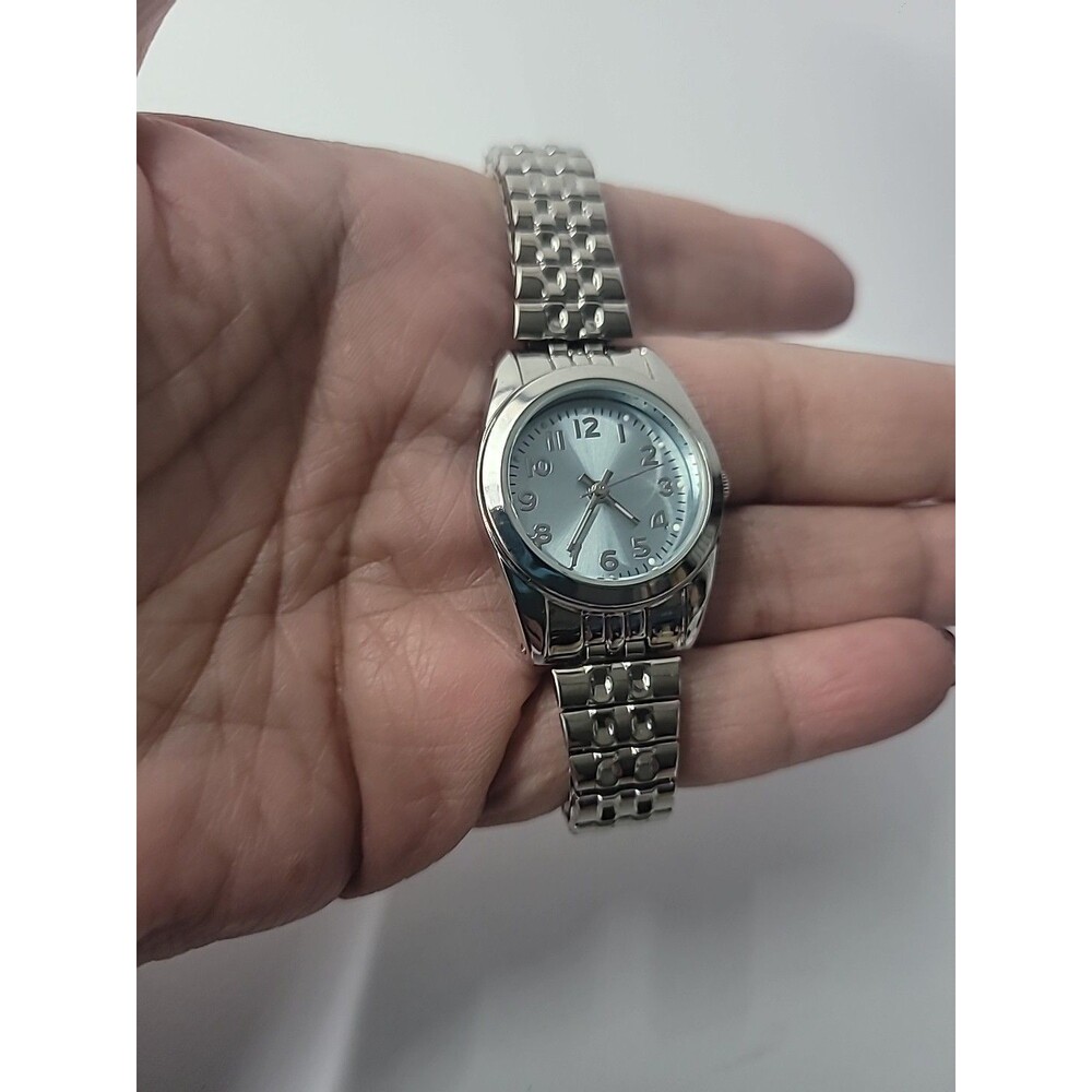 Vintage Silver Tone Analog Wristwatch Blue Dial Expansion Band Women's - Picture 8 of 13